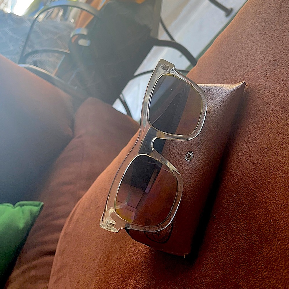 THE WHITE IRIS BOUTIQUE QUAY Sunglasses